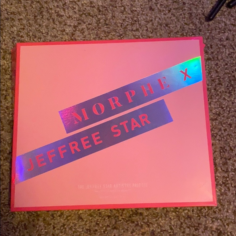 Eyeshadow palette,jefree star